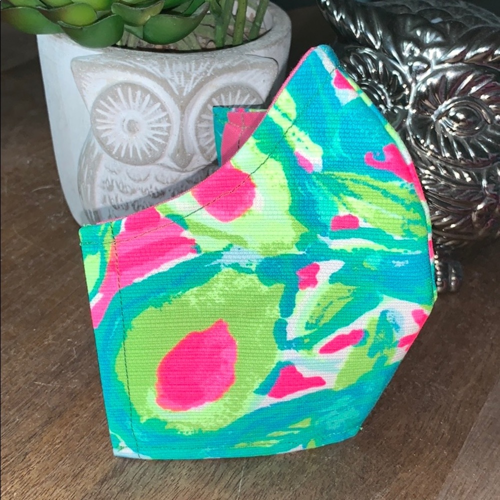 Last One “Guac & Roll” Lilly Print Mask